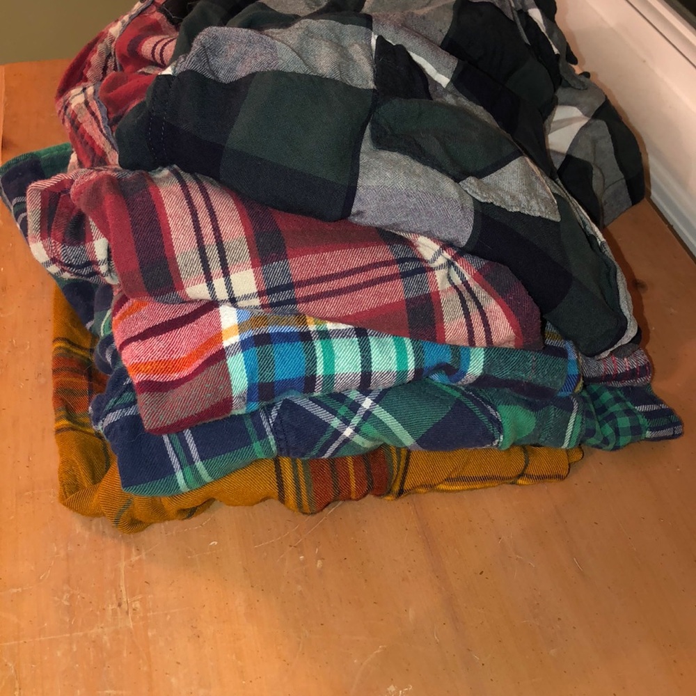Bundle of 5 flannels 5/10